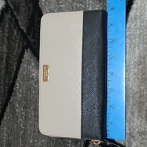 Kate Spade ♠️ Large Continental Crosshatch Cow-leather Wallet - Picture 14 of 15